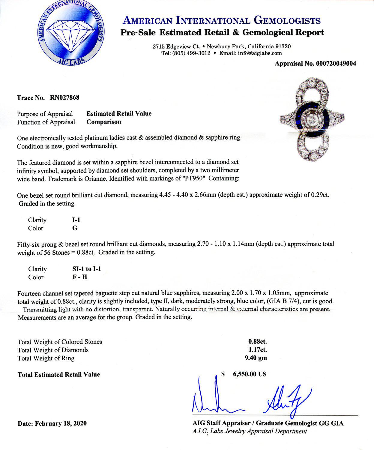 0.29ct Diamond and 0.88ctw Blue Sapphire Platinum Ring (1.17ctw Diamonds)