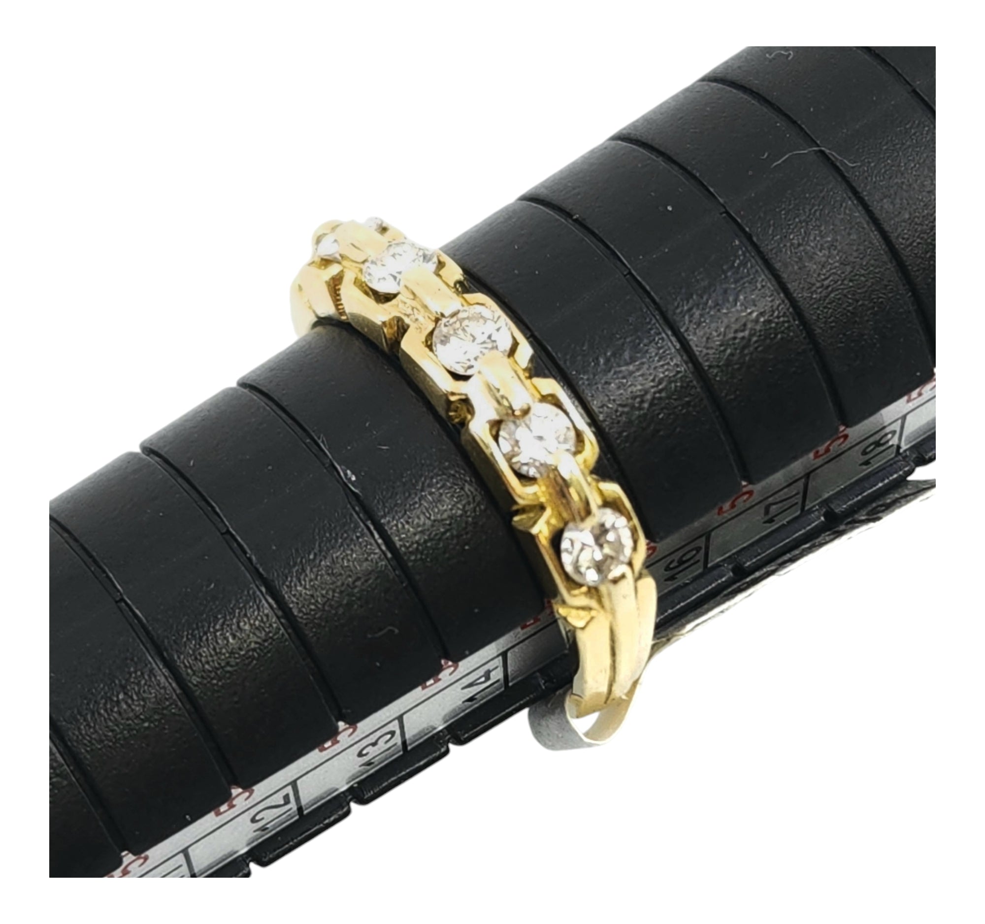 18k yellow gold diamond ring
