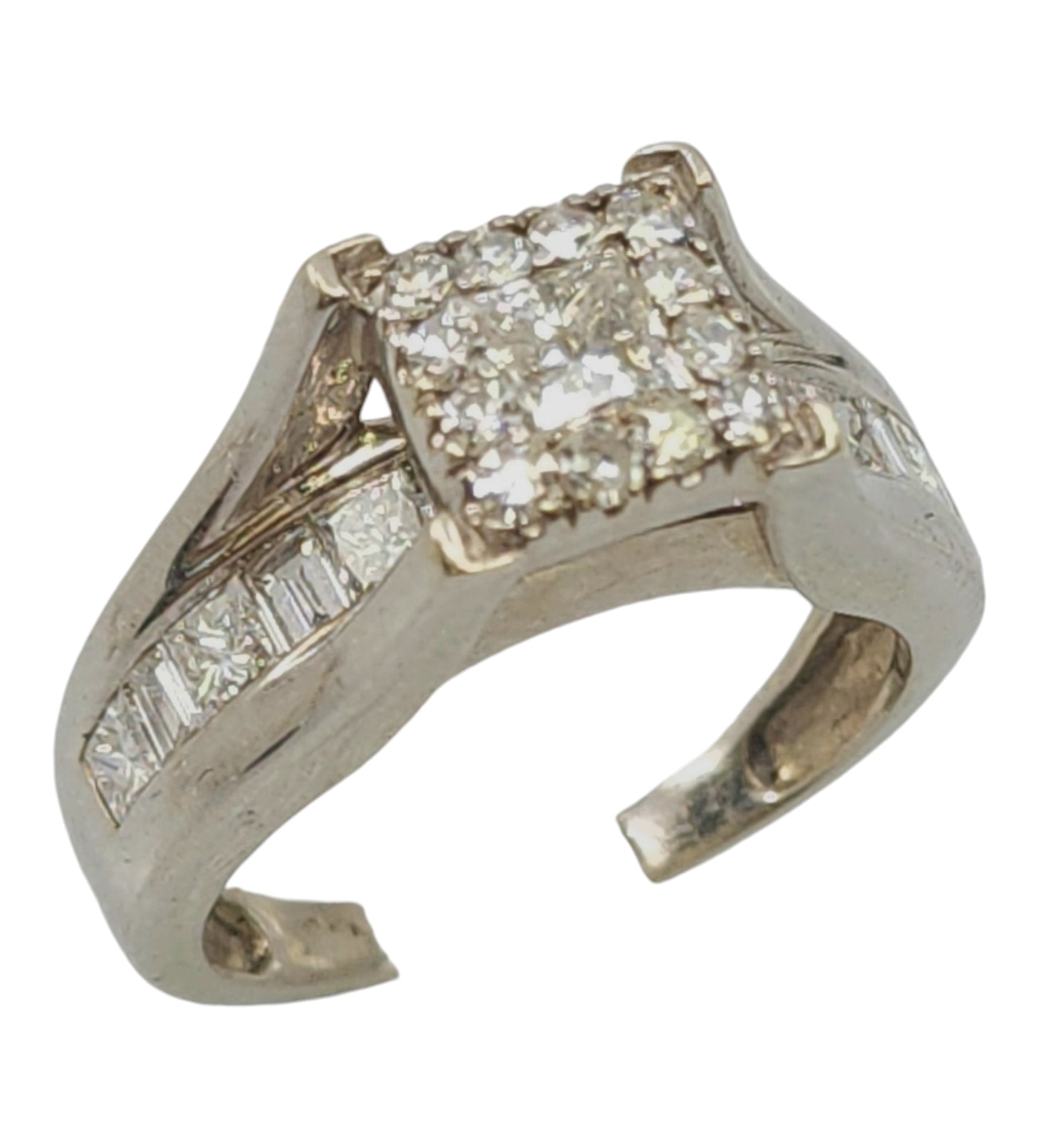14k white gold diamond ring