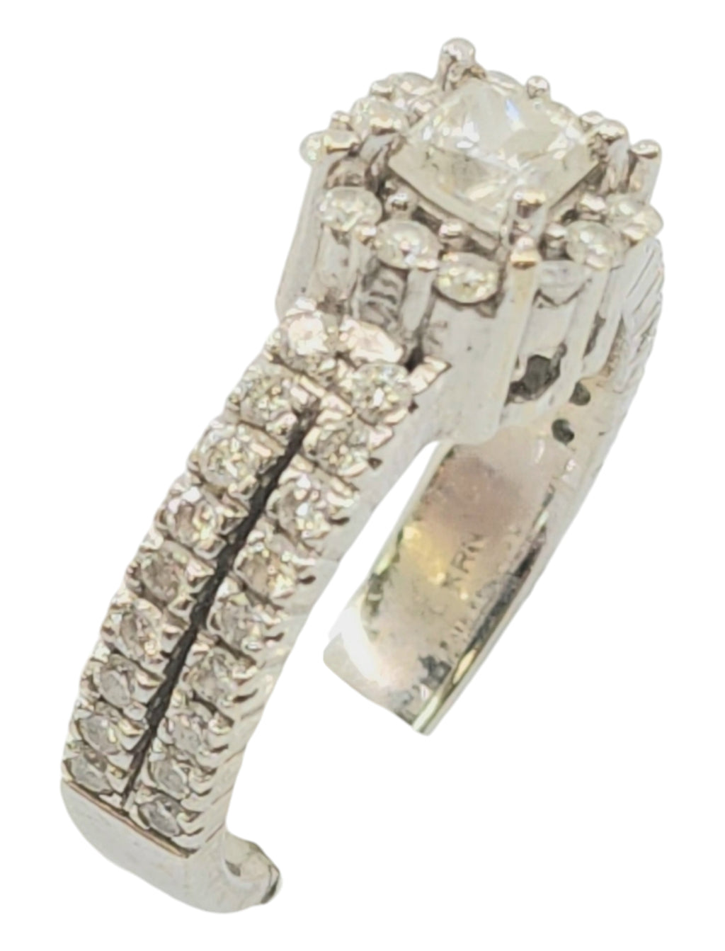 14k white gold diamond ring