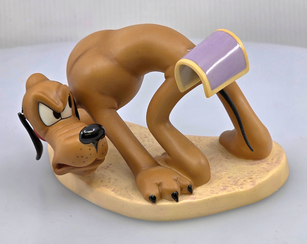 WDCC Walt Disney "Sticky Situation Pluto Dog from Beach Picnic w Box