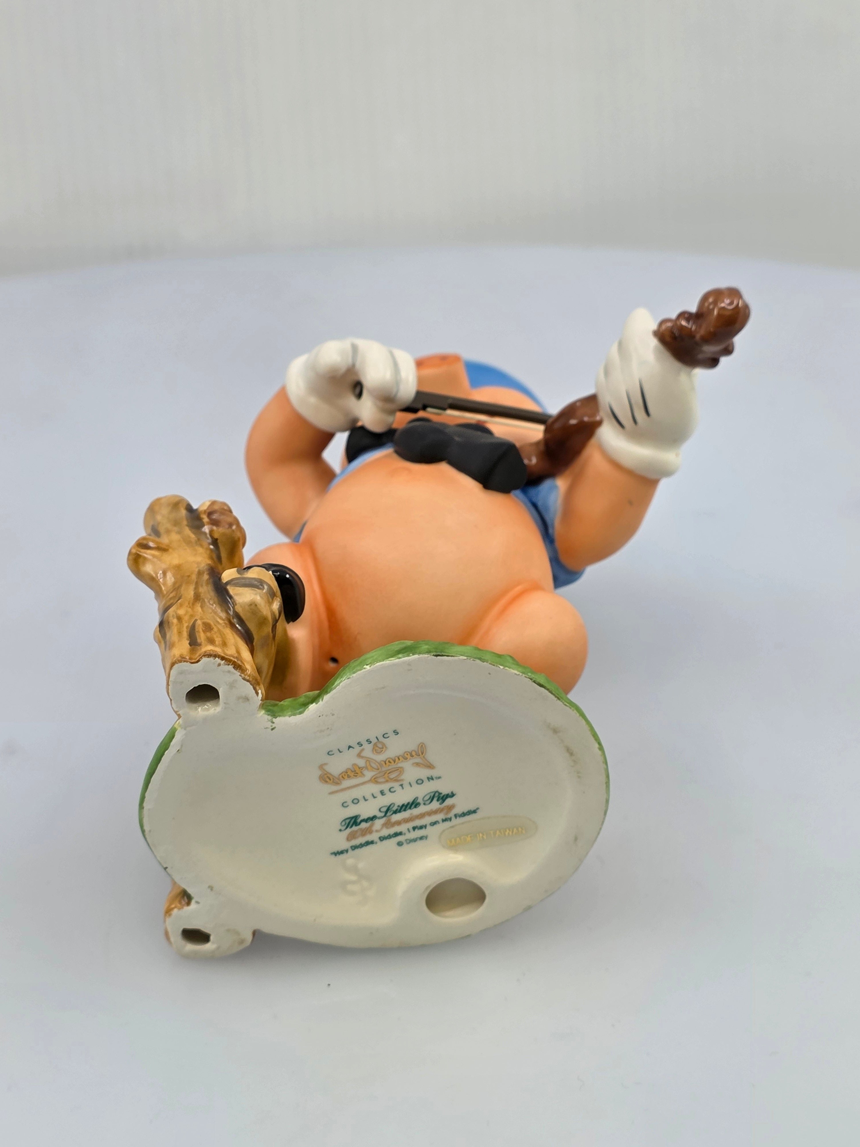 WDCC Three Little Pigs Fiddler Pig Hey Diddle Diddle I Play On My Fiddle