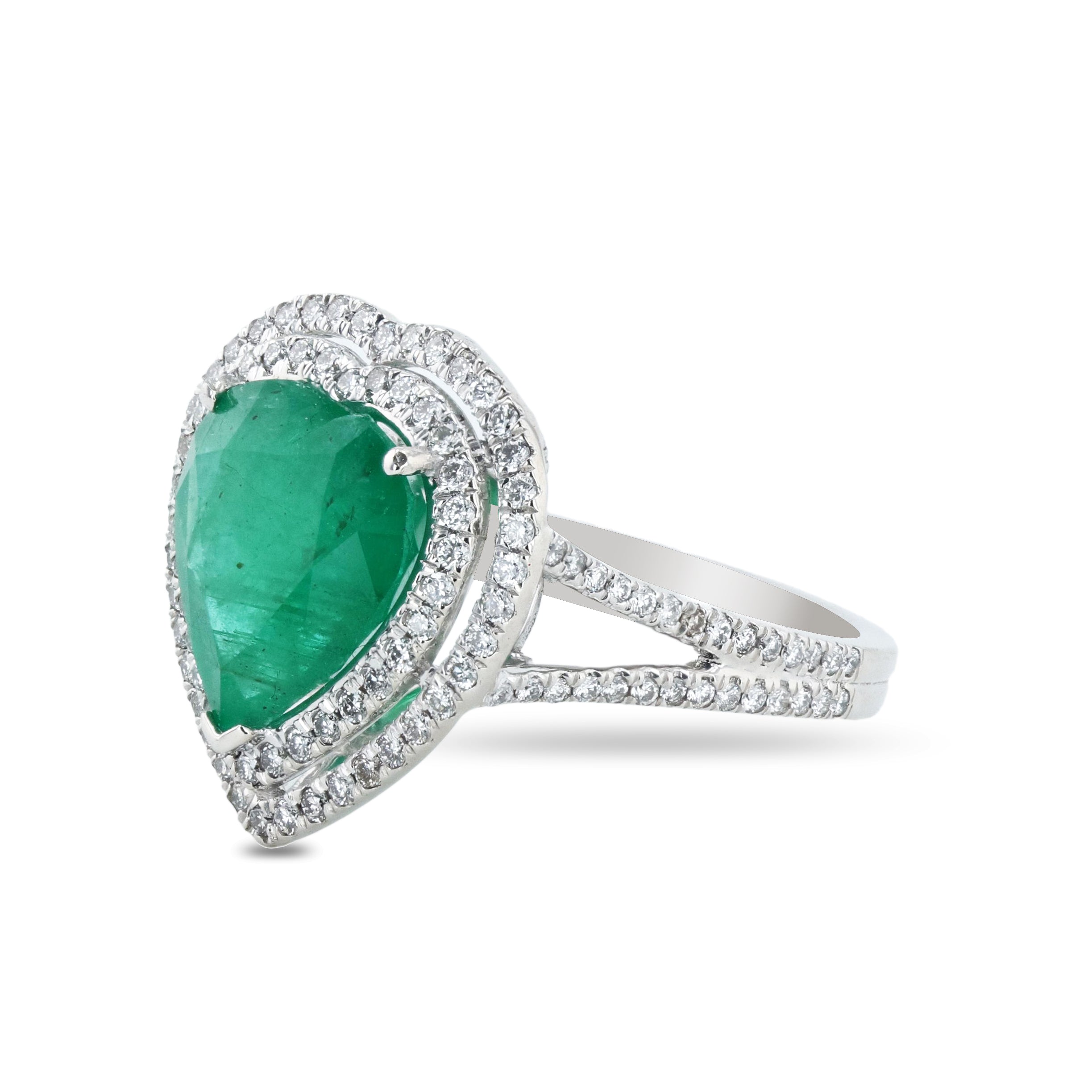 4.19ct Heart Shaped Emerald and 0.76ctw Diamond Platinum Ring (GIA CERTIFIED)