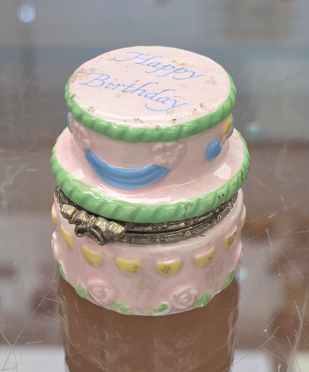 Vintage Hallmark Layered Pink Happy Birthday Cake PHB Porcelain Hinged trinket Box
