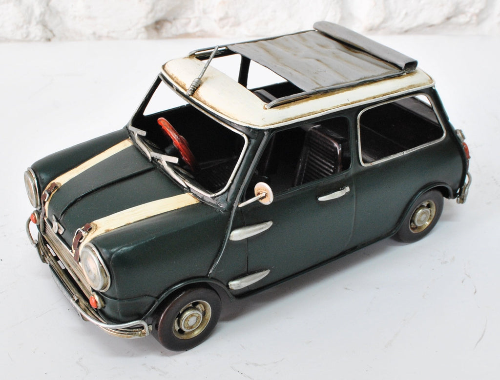 Metal Art Tin Model  Mini Cooper 1;18 Scale Green + White Roof  Metal