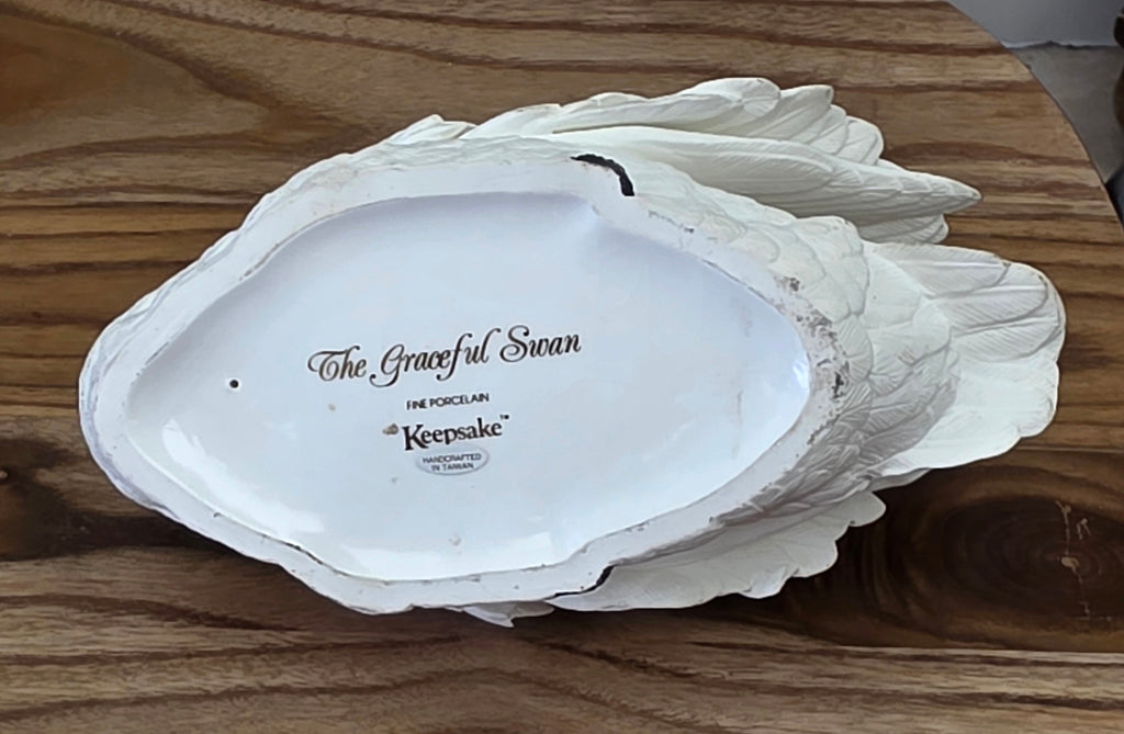 Lenox China “The Graceful Swan “ Ivory Classic Edition