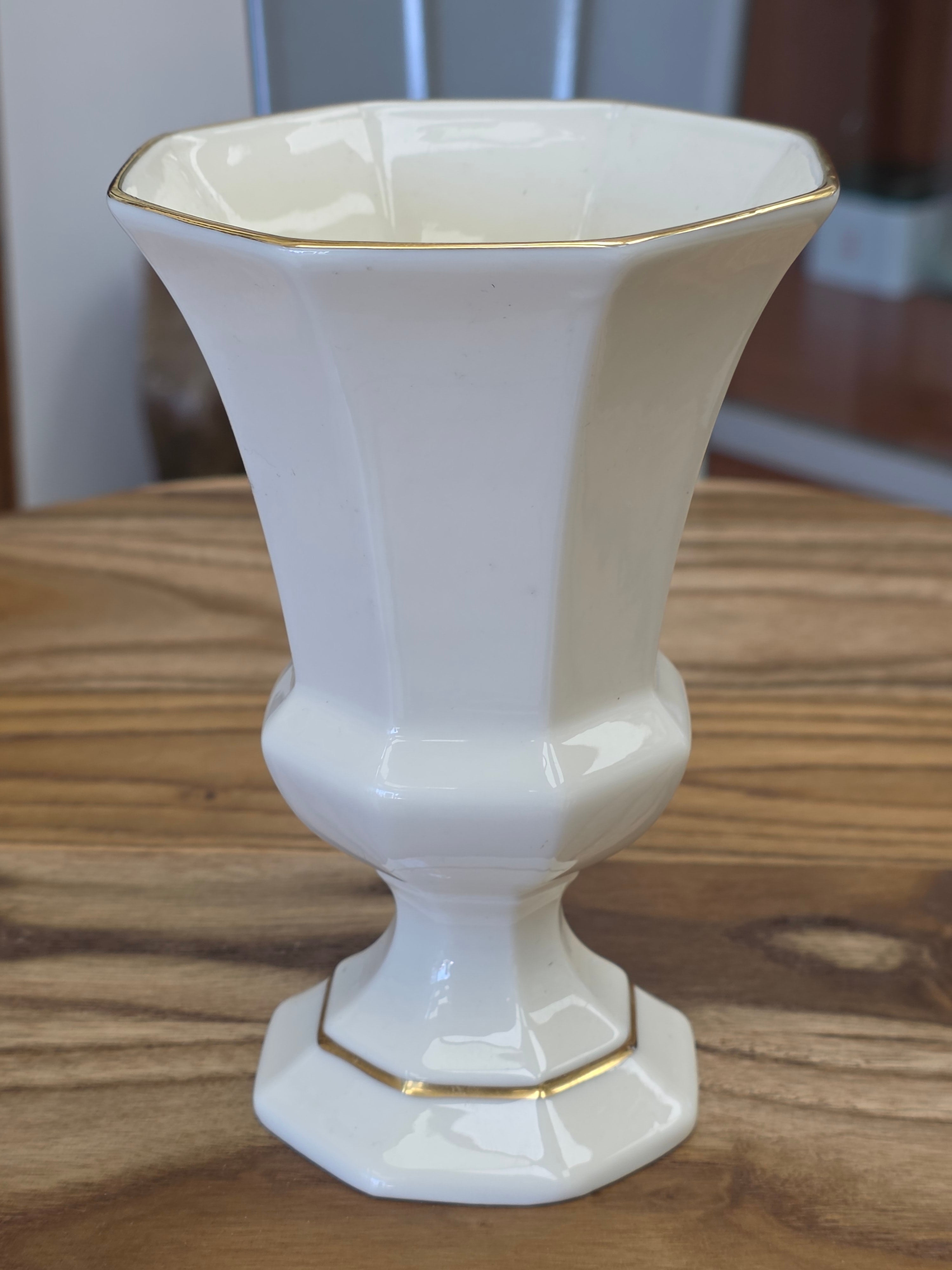 5" Vase
Diana
by Lenox