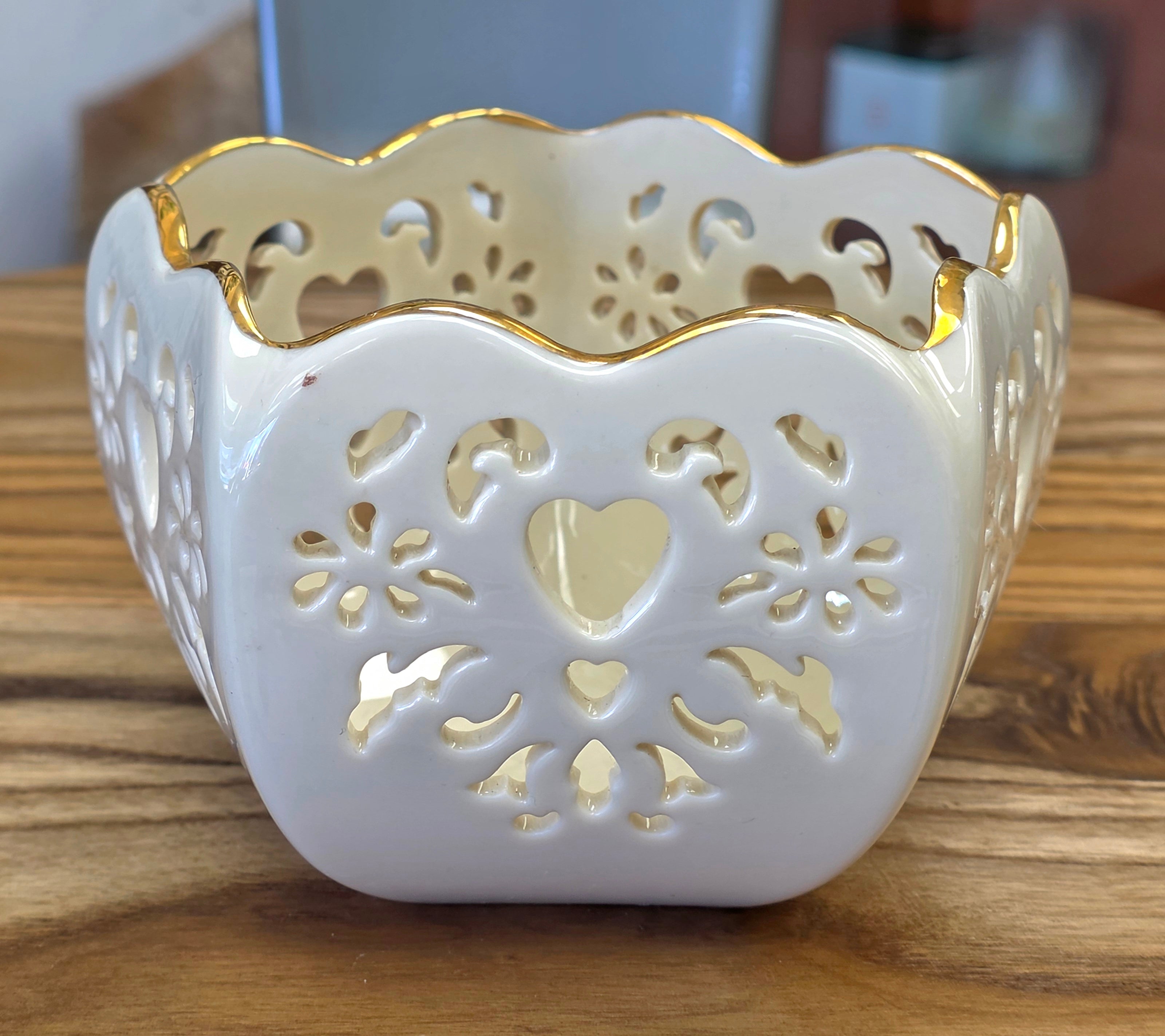 9" Pierced Round Bowl
Eternal Hearts Collection
by Lenox