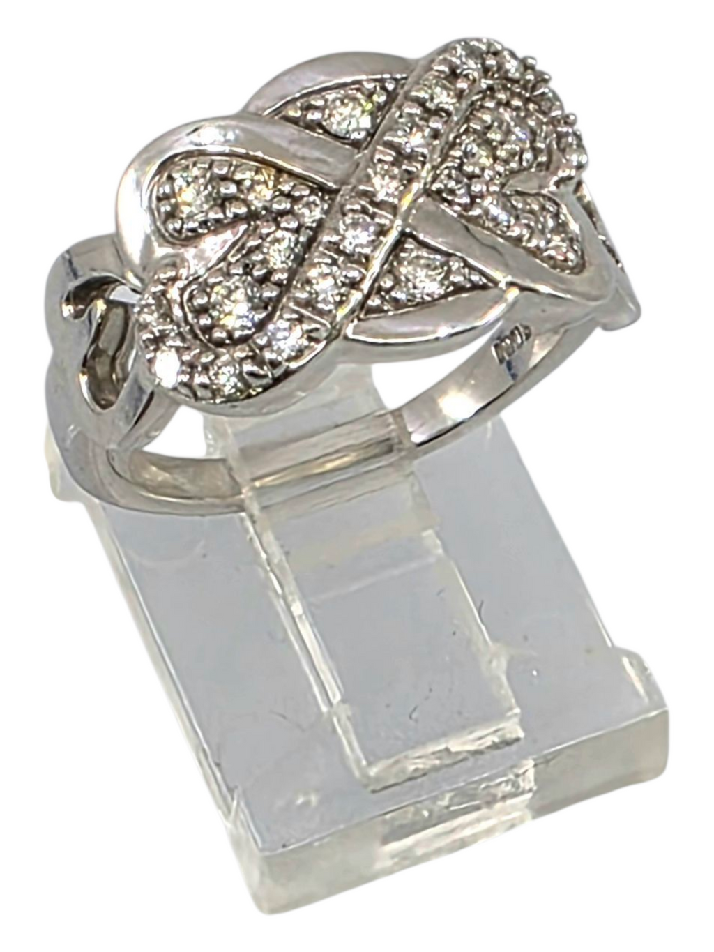 EMWA 14K WHITE GOLD DIAMOND RING