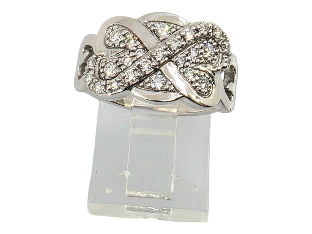 EMWA 14K WHITE GOLD DIAMOND RING