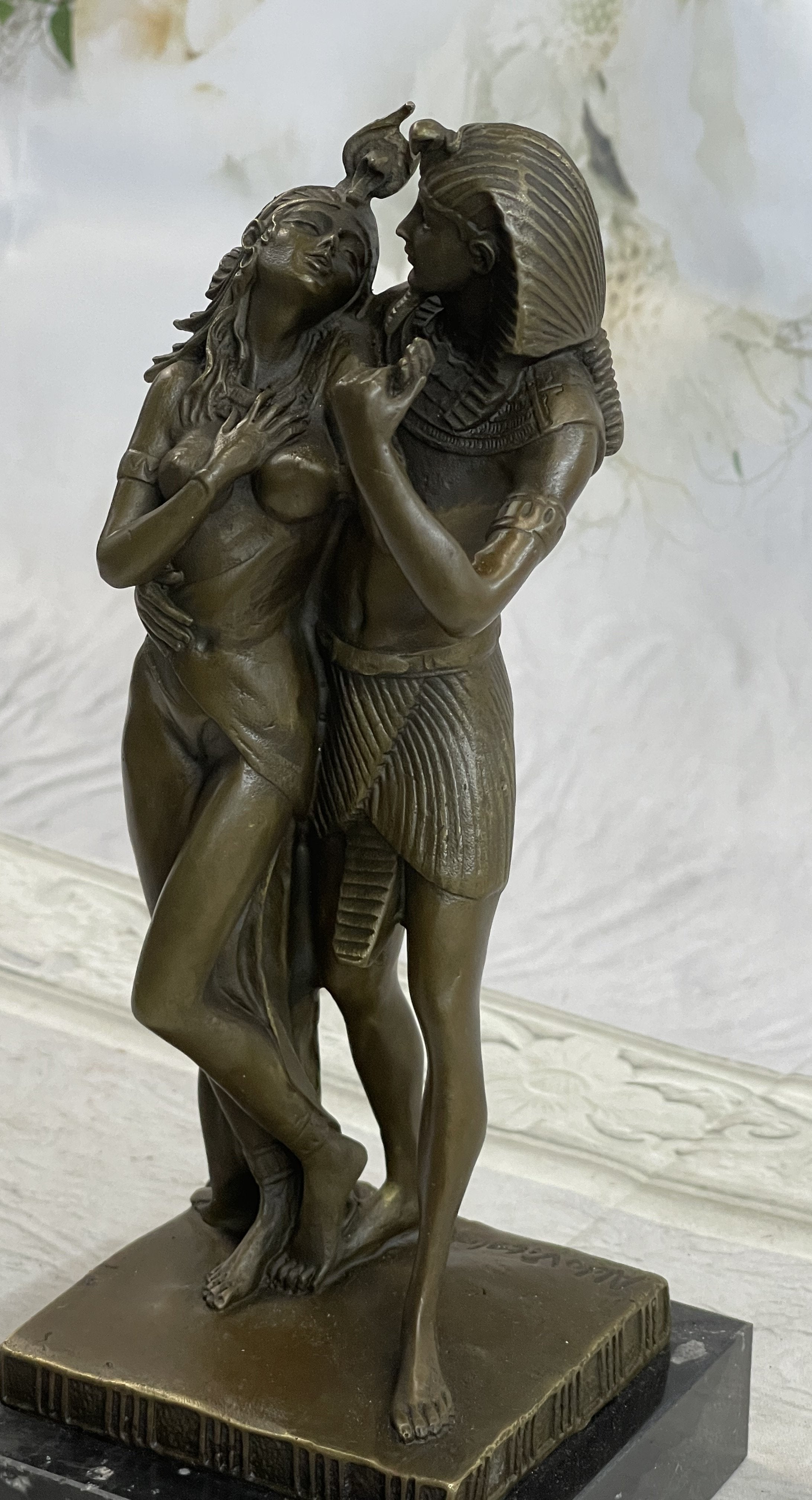Vitaleh Egyptian Pharaoh and Lover Queen Bronze Statue